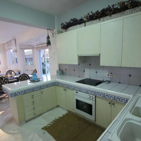 Imagine Renting Your Own 5 Star Protaras 32 * איה נאפה